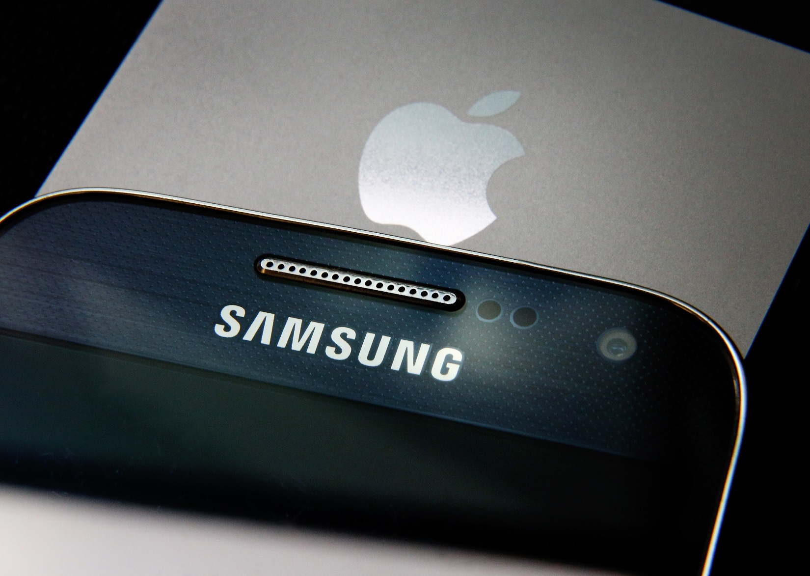 Samsung проиграл суд Apple
