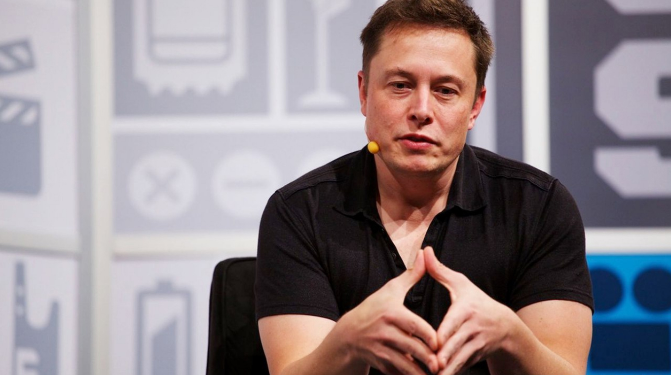 Tesla конструирует свои собственные чипы с ИИ для самоуправляемых автомобилей