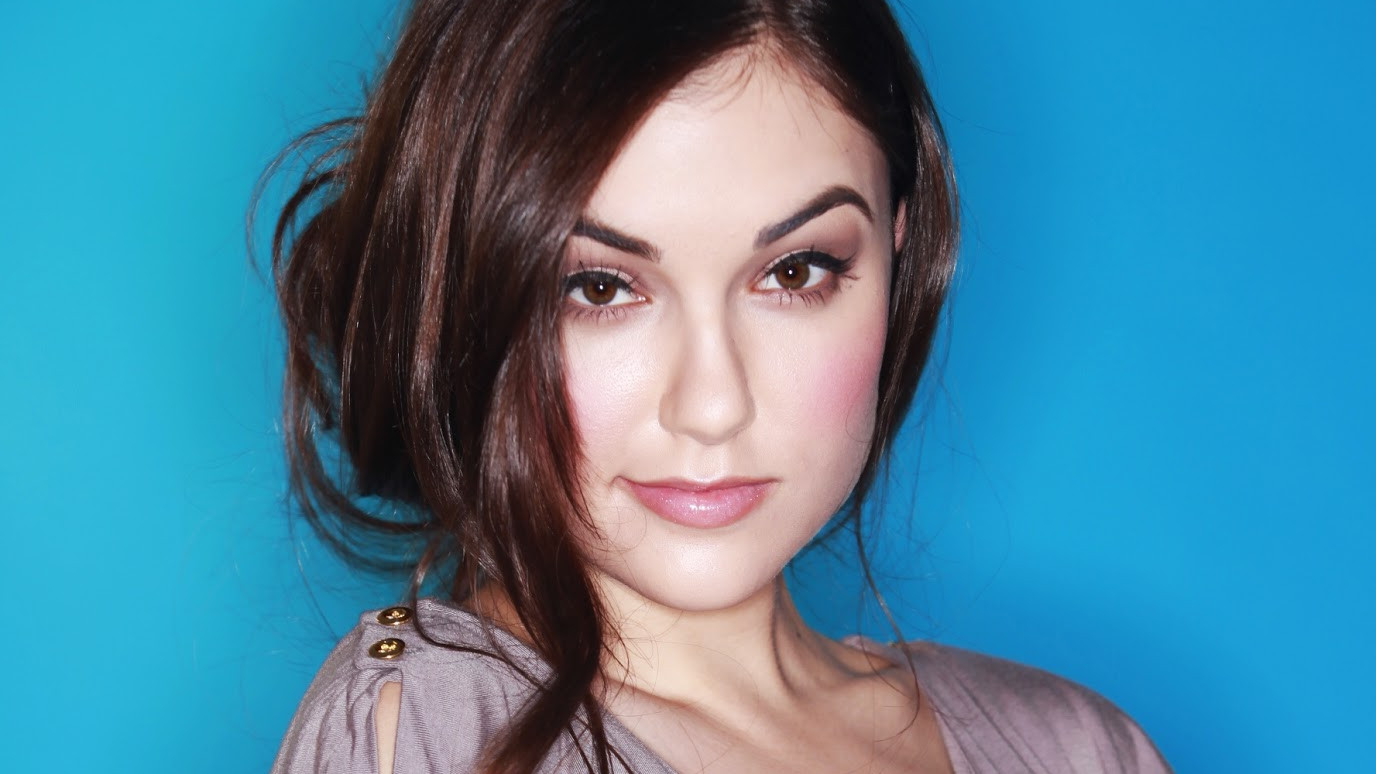 1499960494_sasha_grey__foto_2_41705100