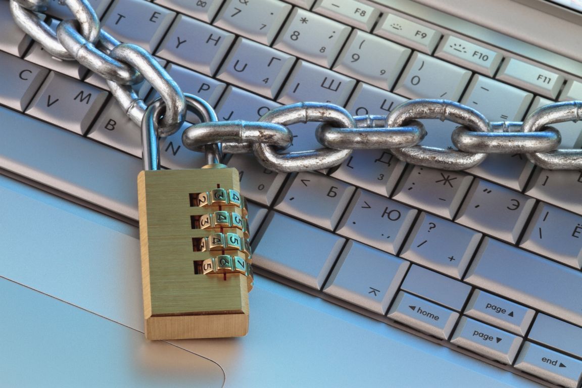 Банк России попросил право блокировать сайты без суда