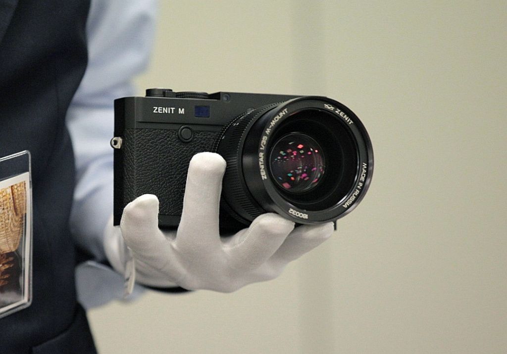 Российский «Зенит» и немецкая Leica разработали камеру, стоимостью около €5000