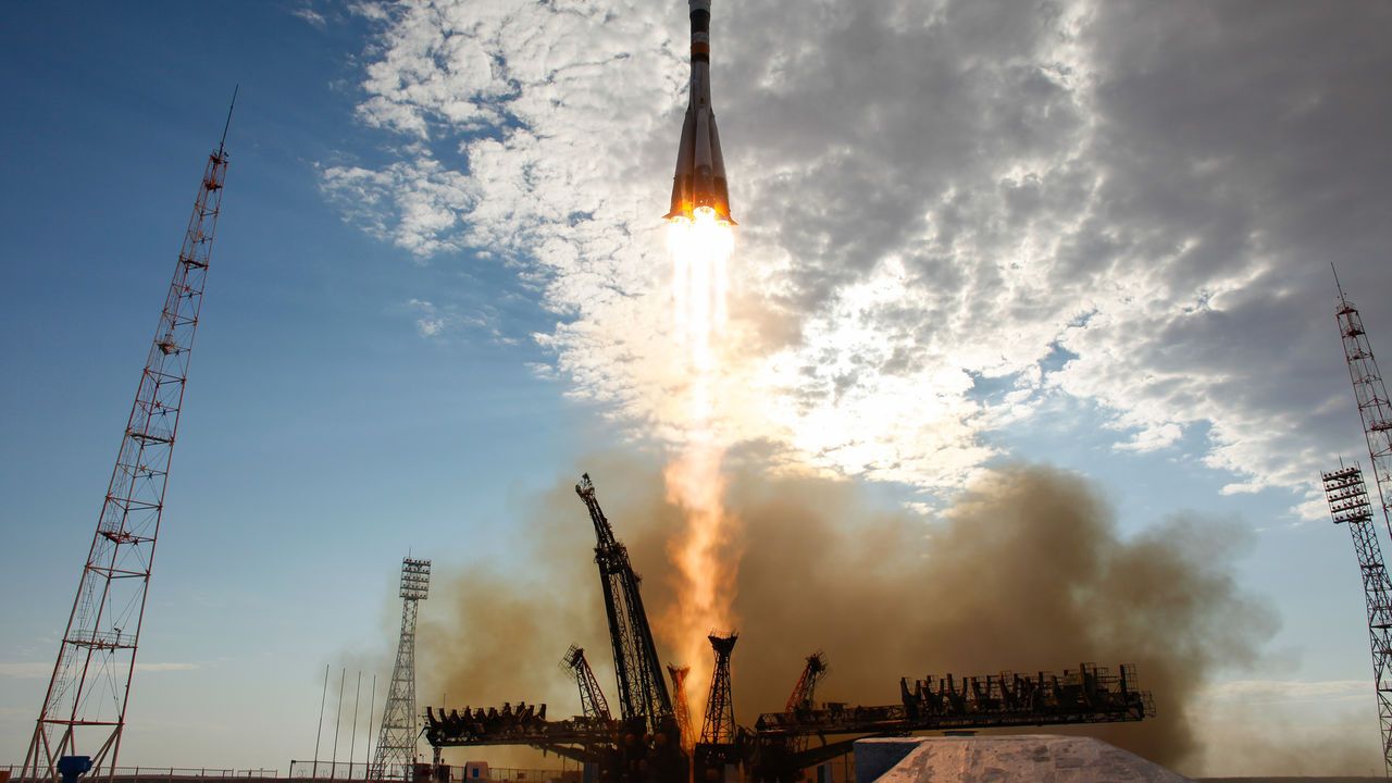 Инцидент дня: Россия приостановила пилотируемые запуски в космос из-за аварии «Союза»