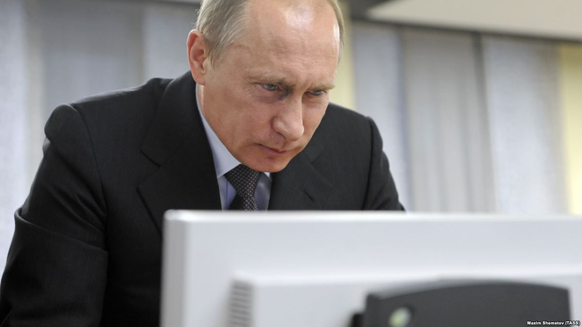 Госдума в первом чтении приняла проект Путина о либерализации 282 статьи. Что дальше?