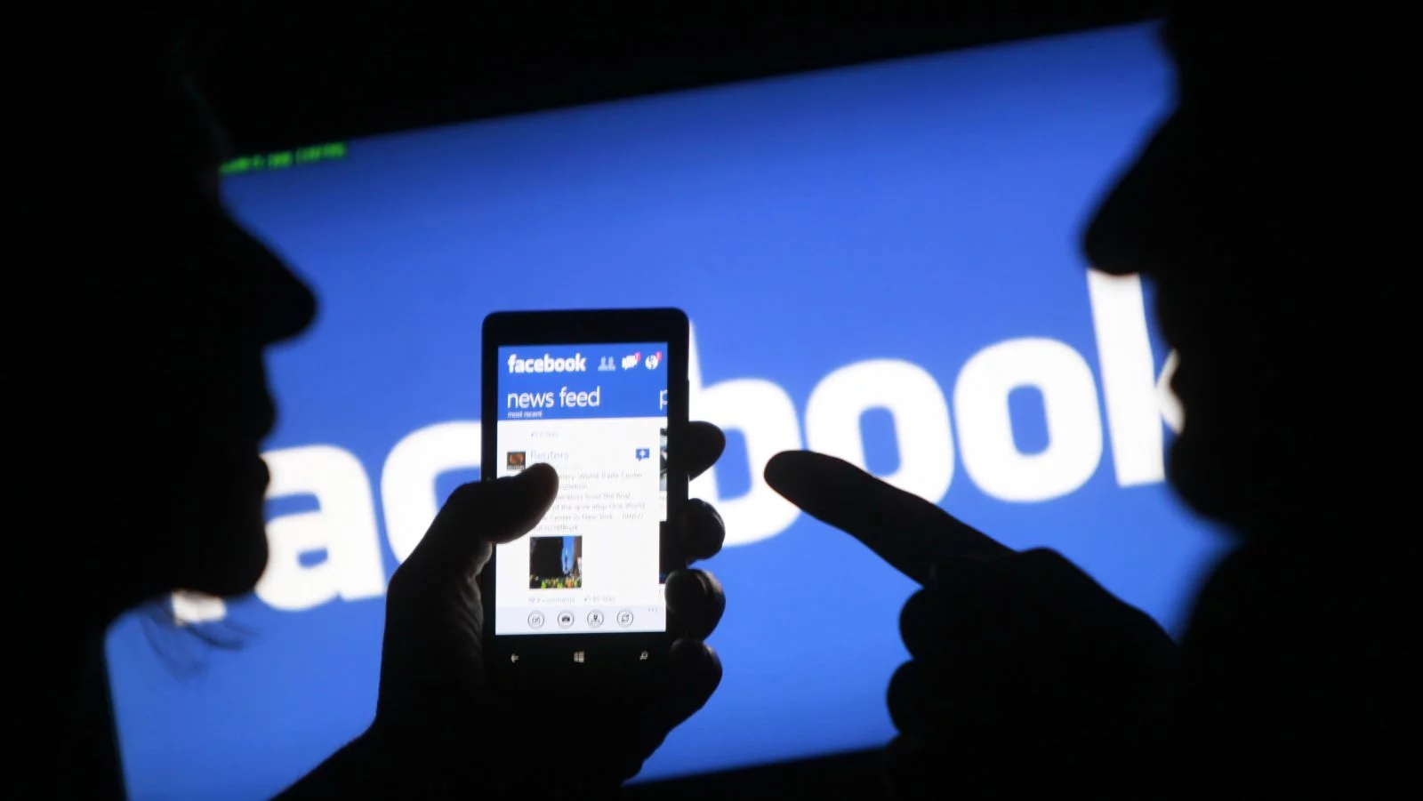 Отношение сотрудников Facebook к компании значительно ухудшилось