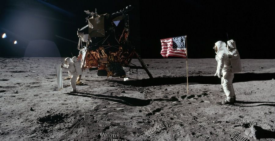 «Роскосмос» объявил о новой лунной гонке