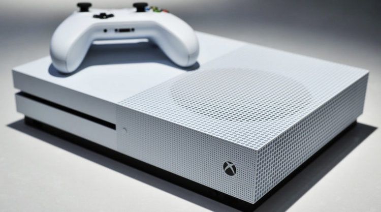 Microsoft готовит консоль нового поколения Xbox Scarlett на чипе Zen 2