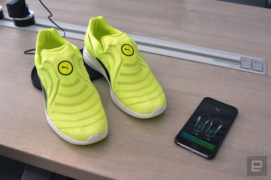 Puma представила самошнурующиеся кроссовки, управляемые со смартфона