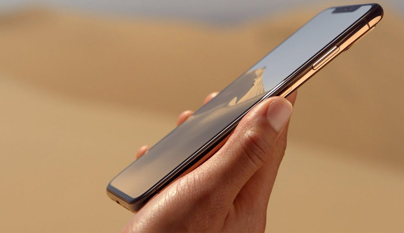 Опубликованы первые рендеры нового iPhone с тройной камерой
