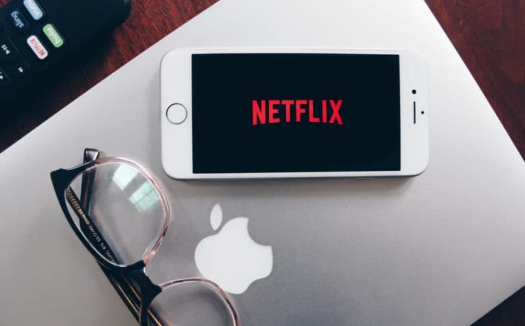 Стриминговый сервис Netflix перед презентацией аналога от Apple тестирует мобильную подписку за полцены