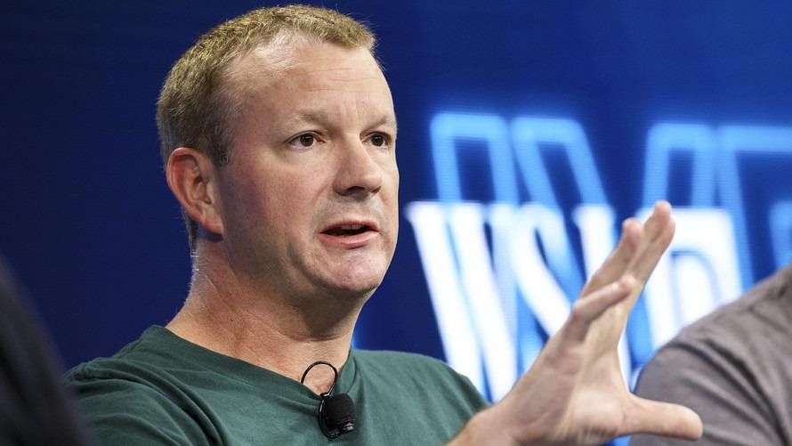 Сооснователь WhatsApp снова призвал отказаться от Facebook