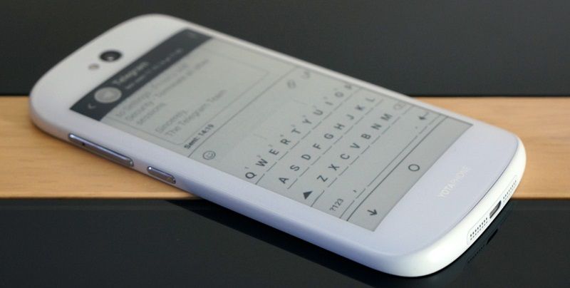 Производитель YotaPhone признан банкротом