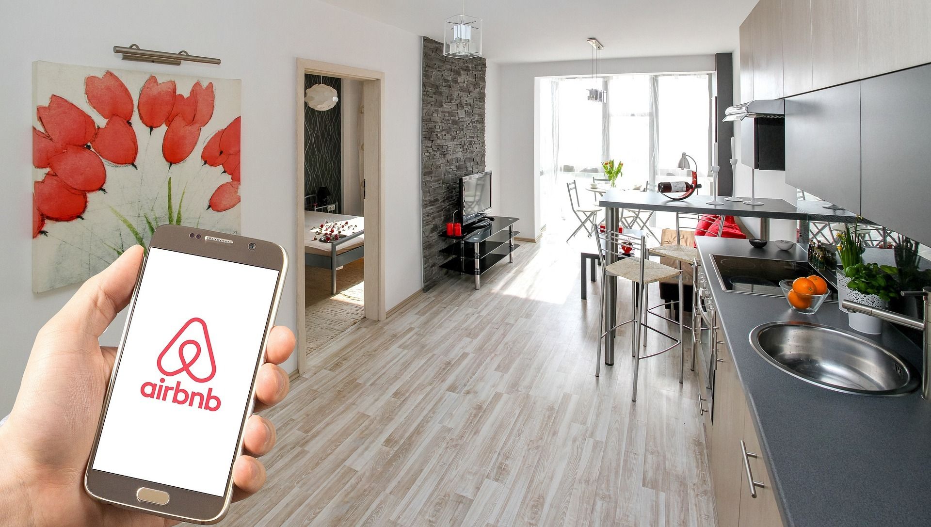 Airbnb планирует создать собственную киностудию