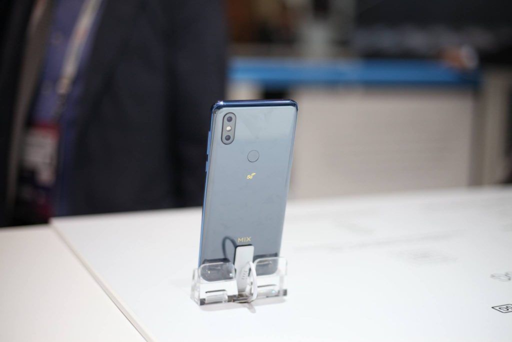 Xiaomi запускает в продажу свой первый смартфон с поддержкой 5G