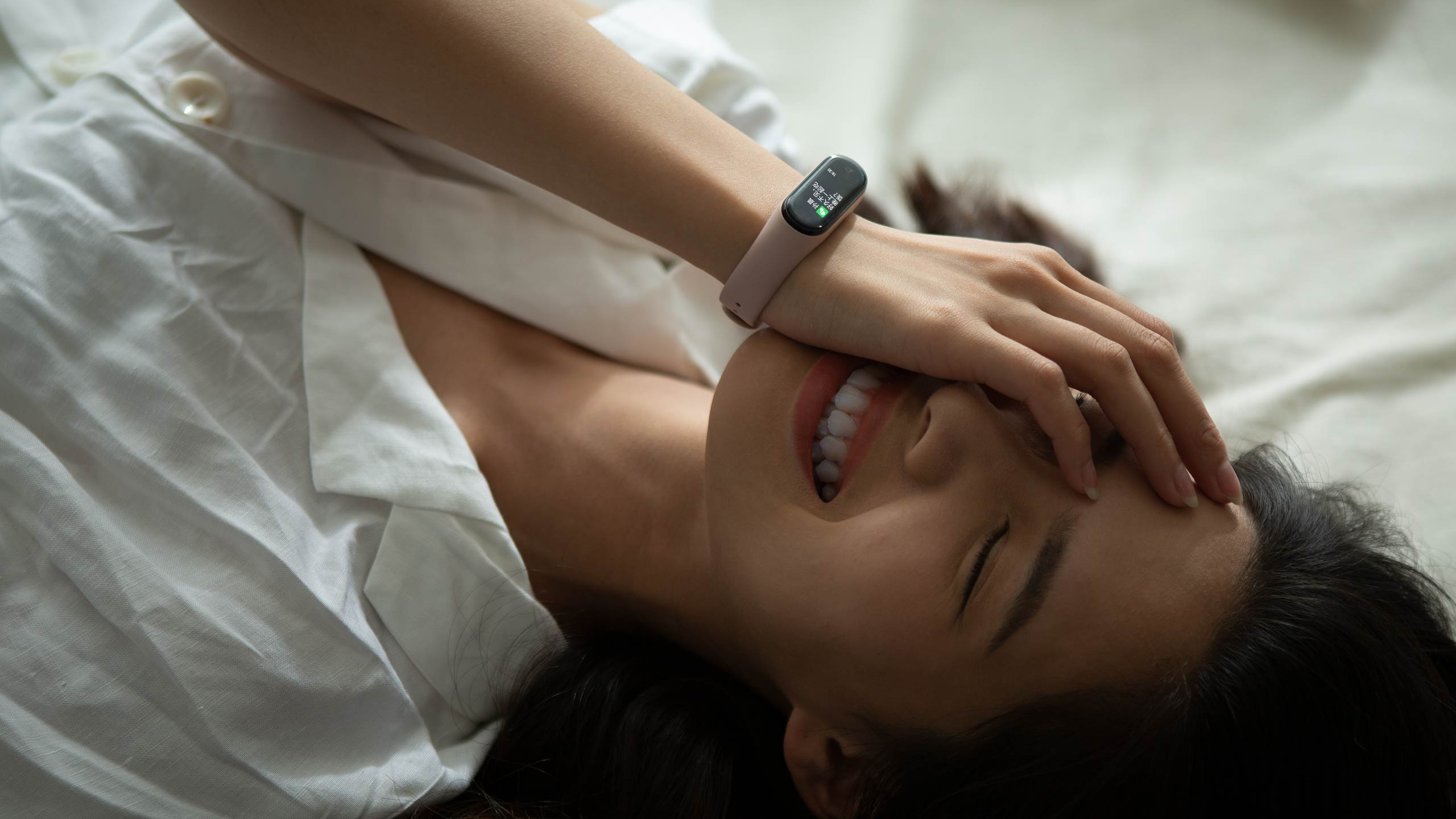 Xiaomi продала миллион Mi Band 4 за 8 дней. Это рекорд