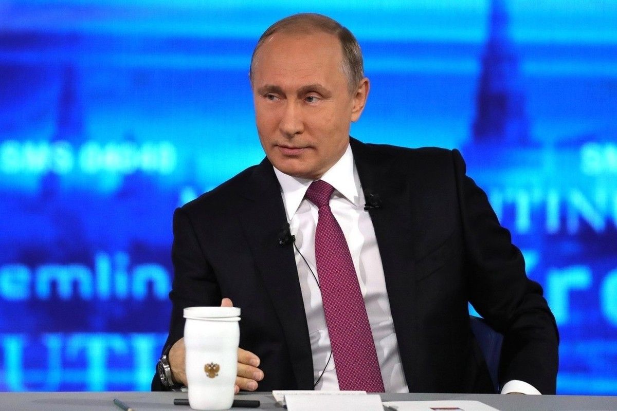 Путин рассказал, какой российской IT-компанией гордится, а ему — где самая вкусная шаурма