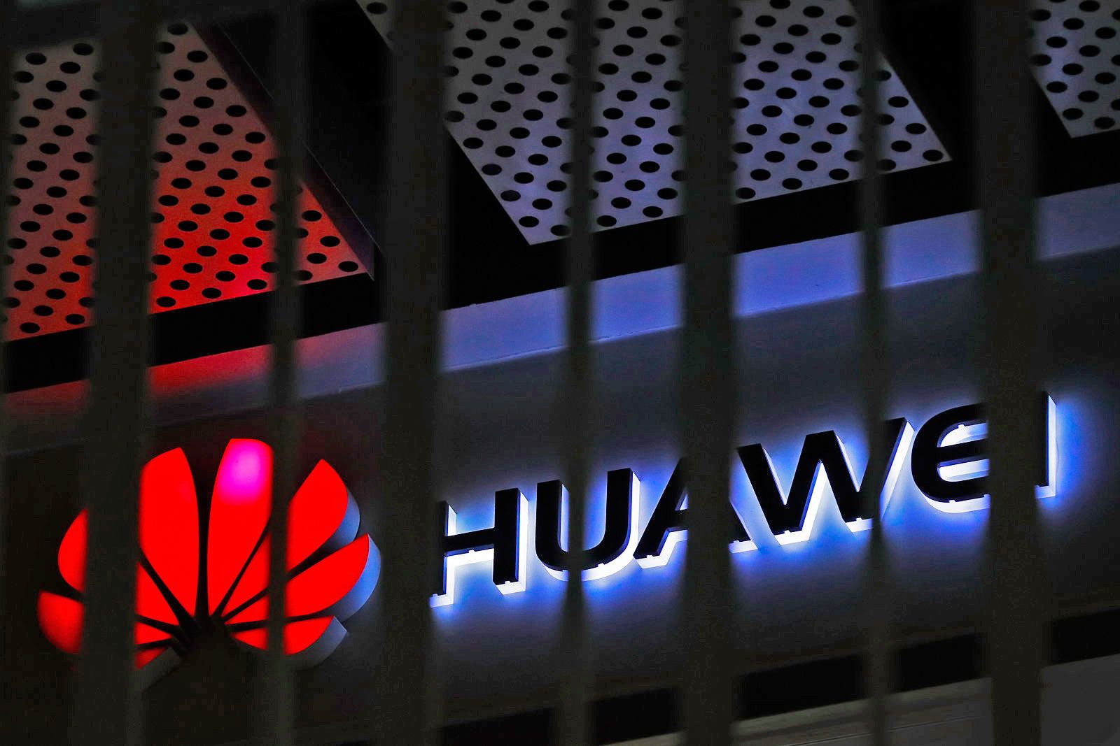 Reuters: Intel, Qualcomm и другие запретили сотрудникам контактировать с работниками Huawei