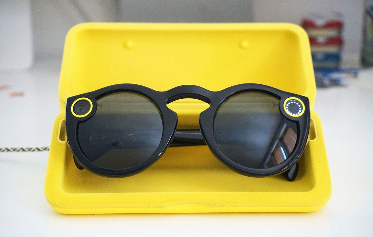 Компания Snap представила новые очки с двумя видеокамерами