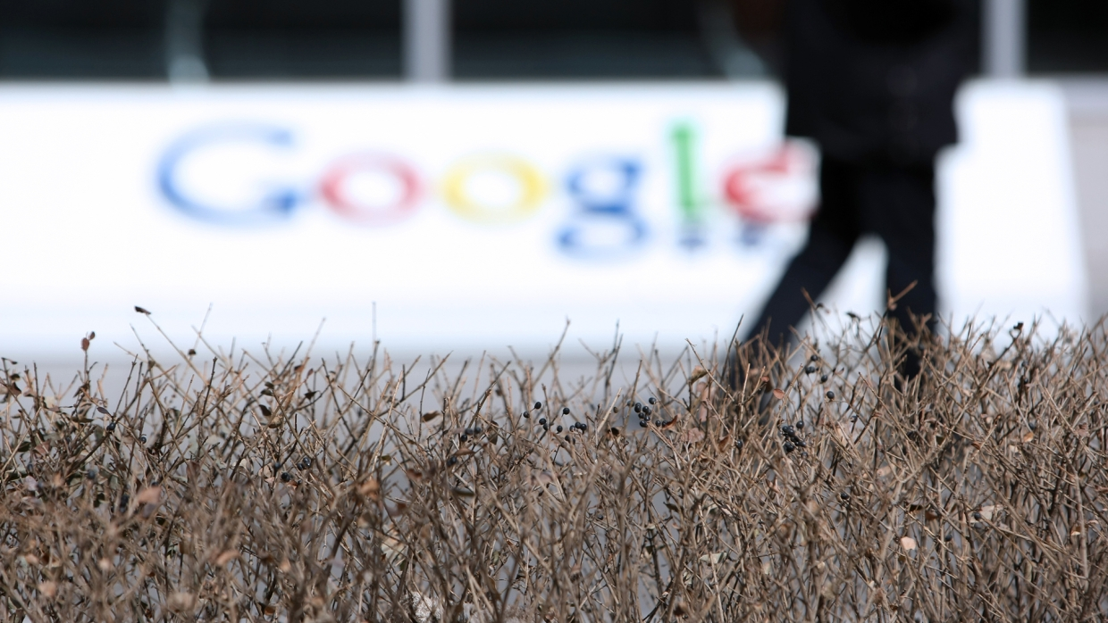 Google и Facebook отреагировали на обвинения Роскомнадзора во вмешательстве в выборы