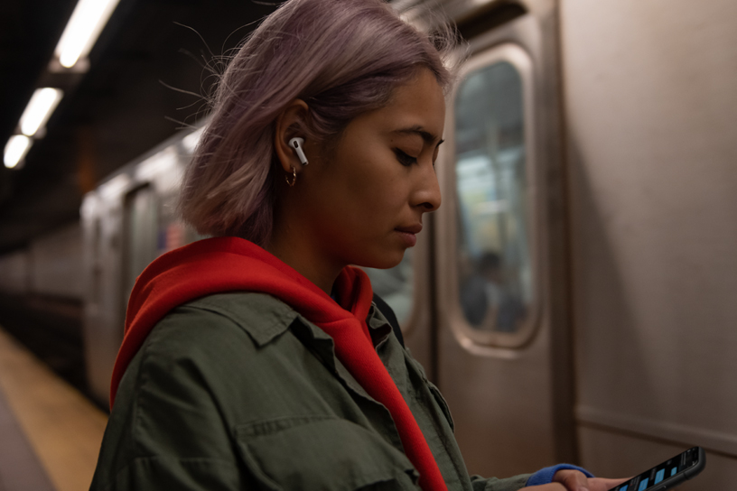 Apple анонсировала новые AirPods Pro