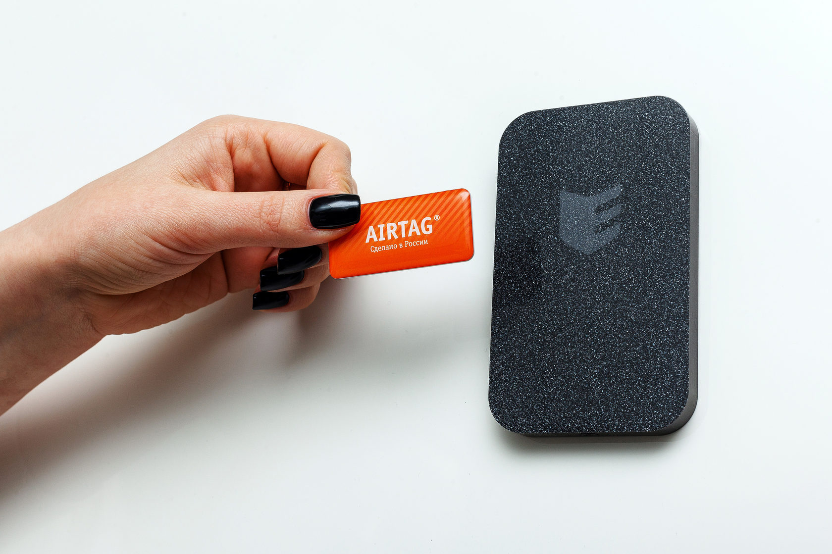 РБК: Apple купила бренд AIRTAG у компании из Зеленограда