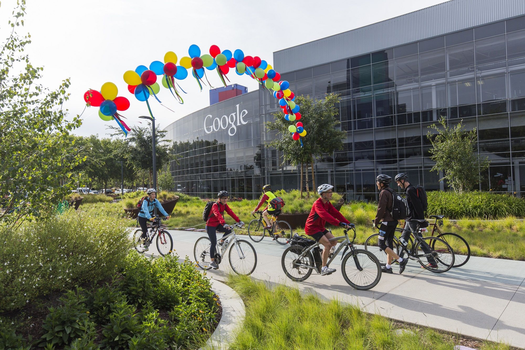 Сотрудники Google переживают, что новое внутреннее расширение следит за ними