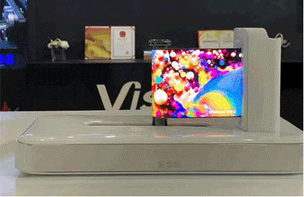 Visionox показала скручивающийся дисплей для смартфонов
