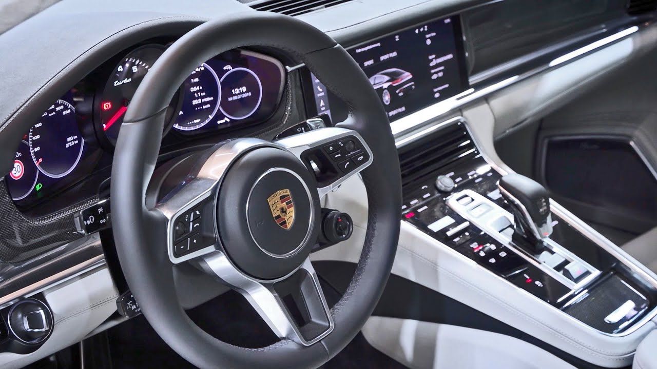 Владельцы Porsche в Китае используют iPhone, но хотят перейти на Android