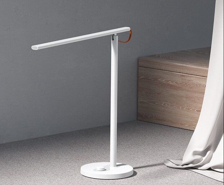 Xiaomi представила «умную» лампу Mi Smart LED Desk Lamp 1S