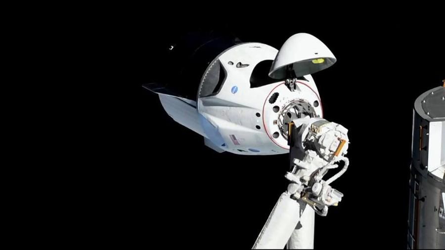Илон Маск рассказал, когда Crew Dragon с экипажем отправится к МКС