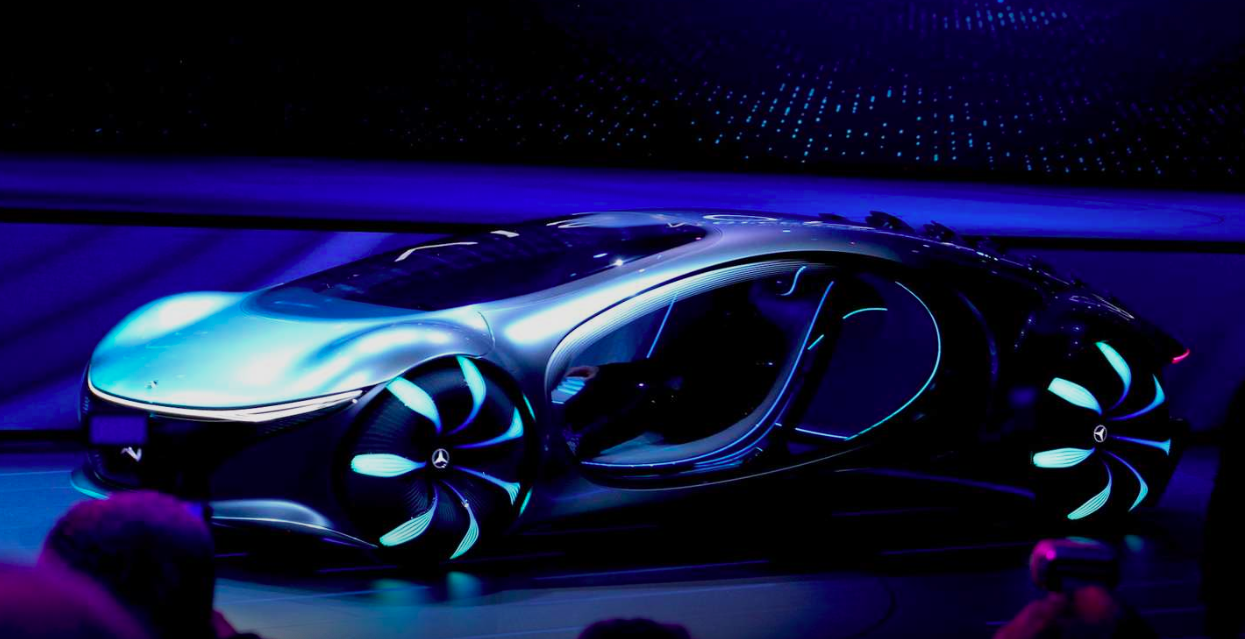 Mercedes-Benz и режиссёр «Аватара» создали концепт-кар