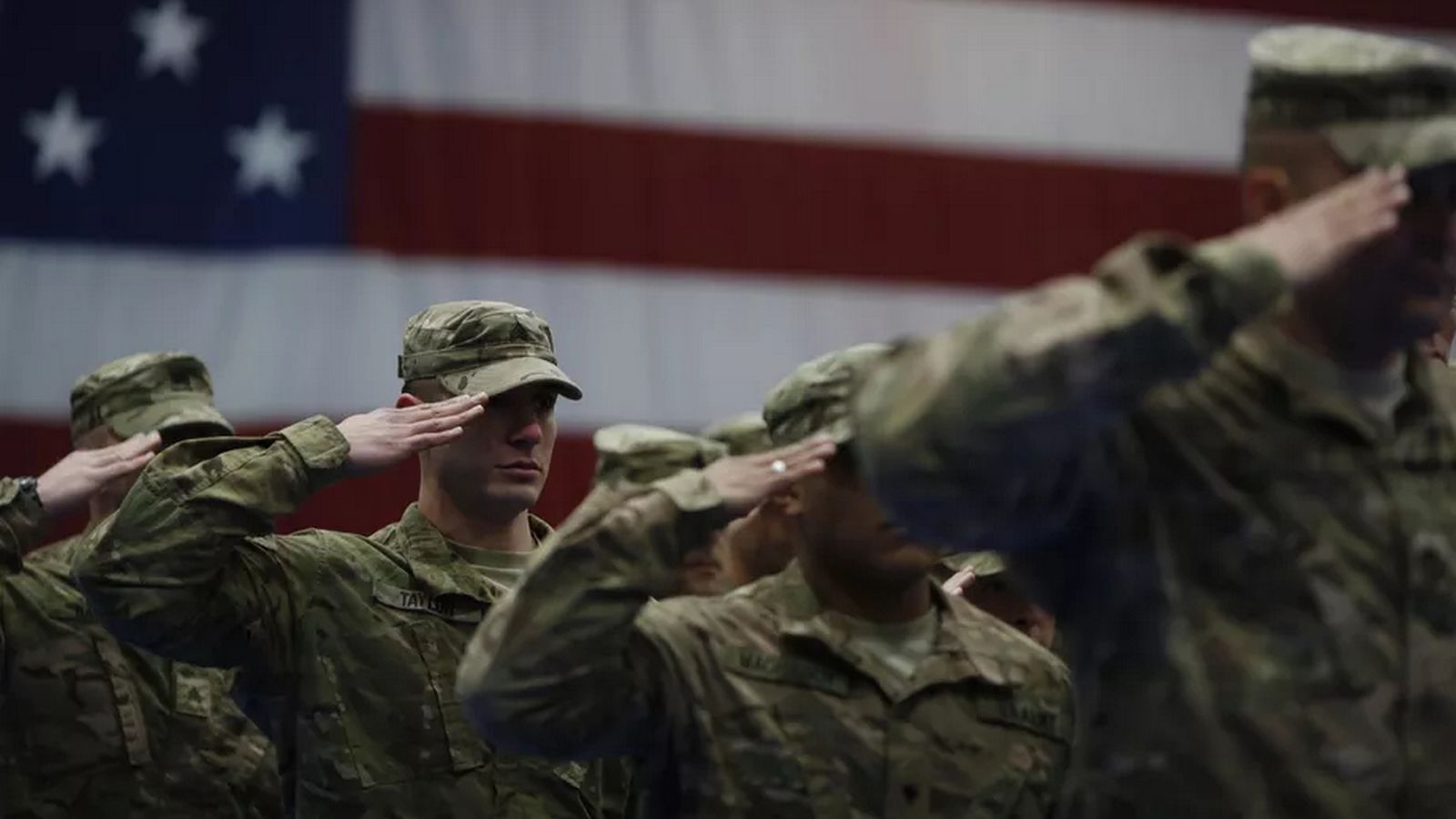 Граждане США стали получать фейковые сообщения о призыве в армию