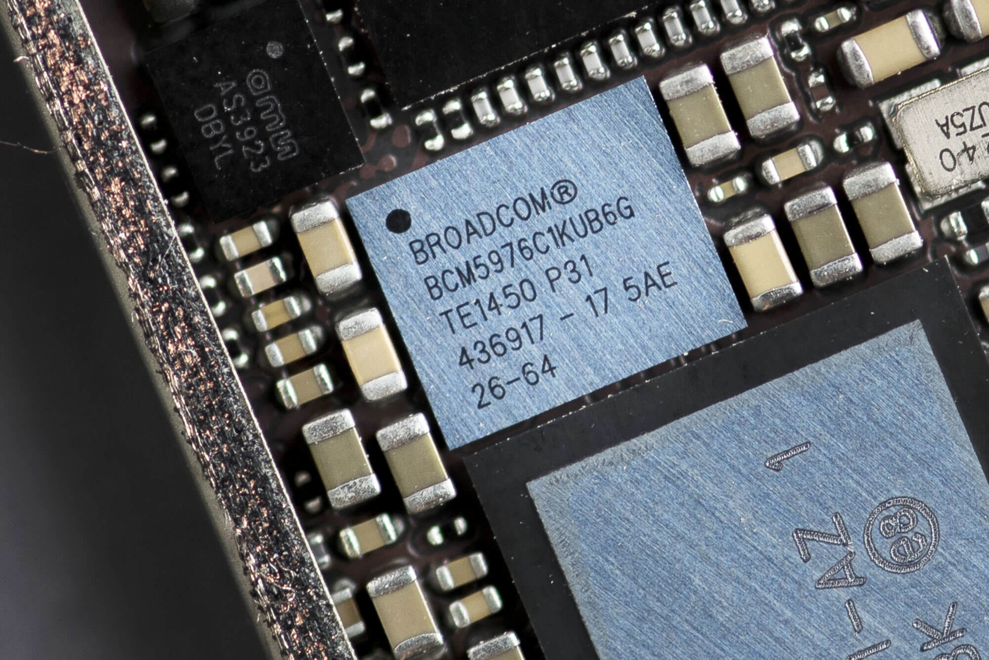 Apple и Broadcom получили один из самых больших патентных штрафов в истории