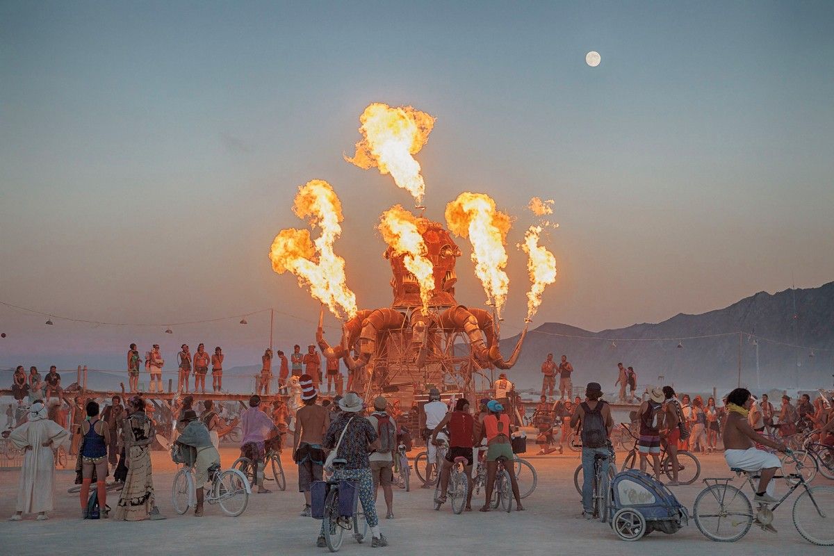 Не спешите покупать билеты на Burning Man — пока в продаже только фейковые