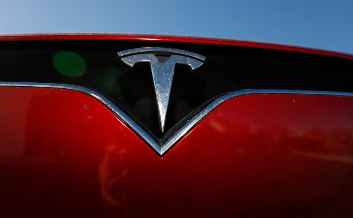 Акции Tesla рекордно росли, но теперь рекордно падают. Что происходит?
