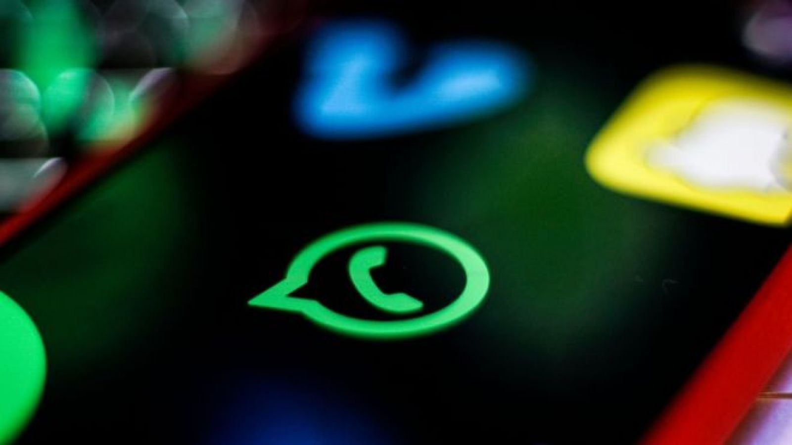 Facebook отменила запуск рекламы в WhatsApp из-за вероятных претензий от властей