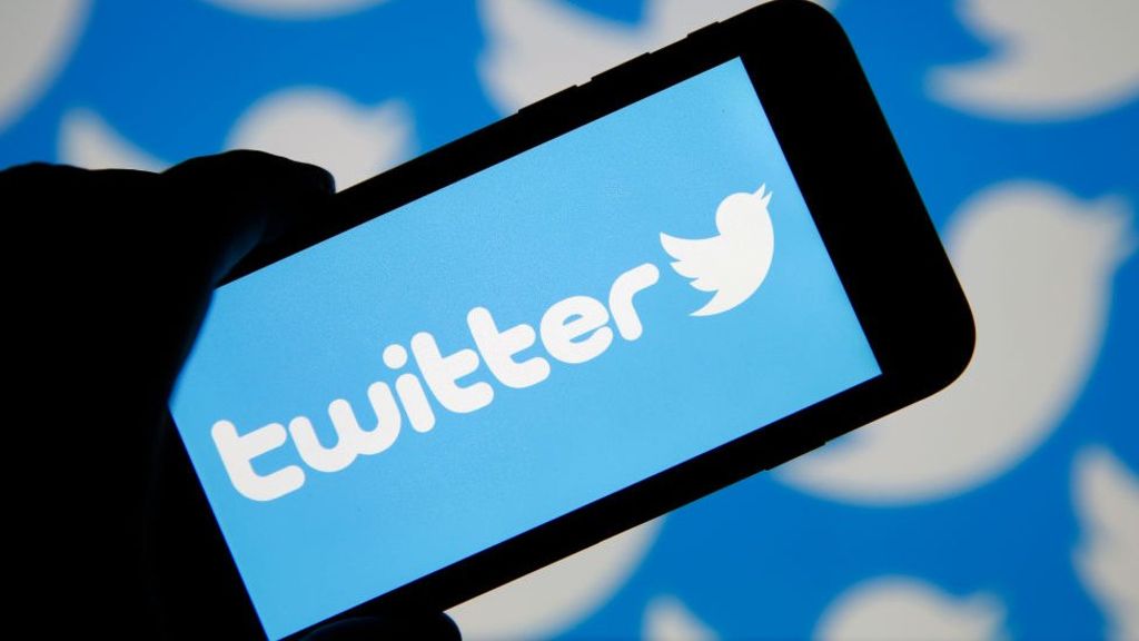 Суд в США запретил Twitter публично раскрывать запросы спецслужб