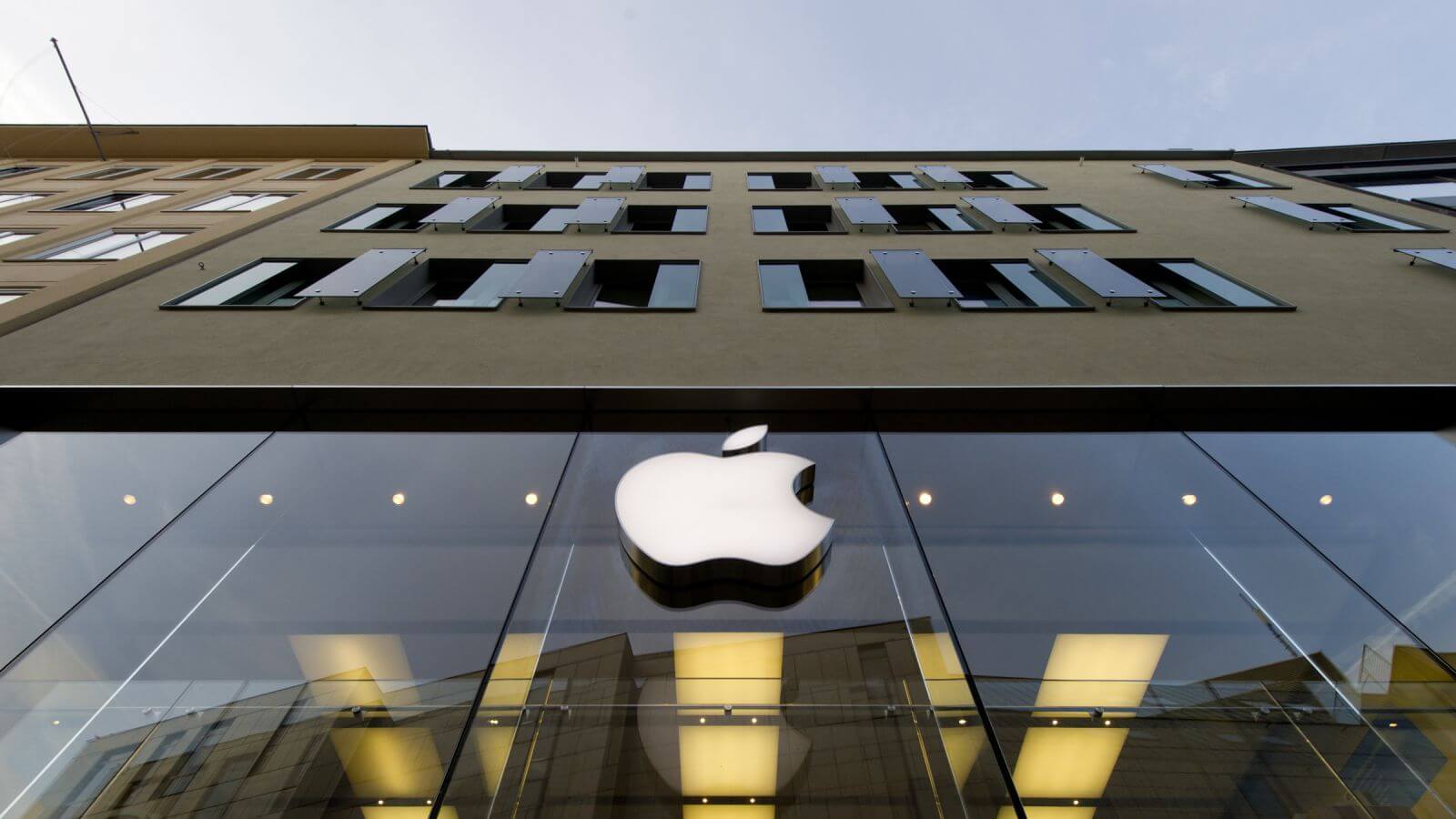 Apple наладила производство лицевых щитков для медработников