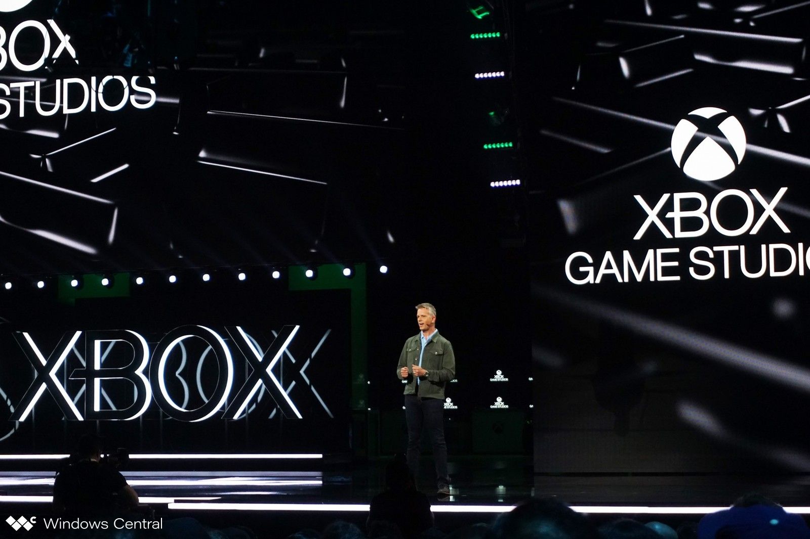Microsoft может представить бюджетную консоль Series S в мае