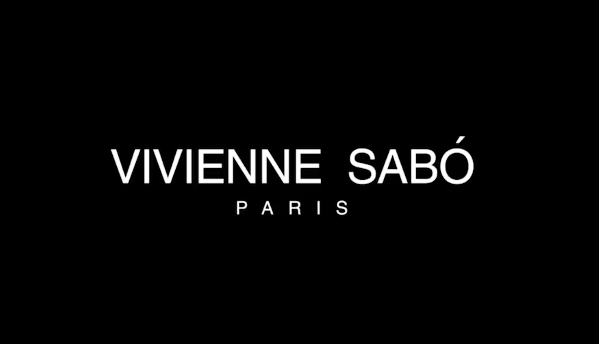 Vivienne Sabó запустила новое промо с дипфейком — на этот раз с предсказаниями