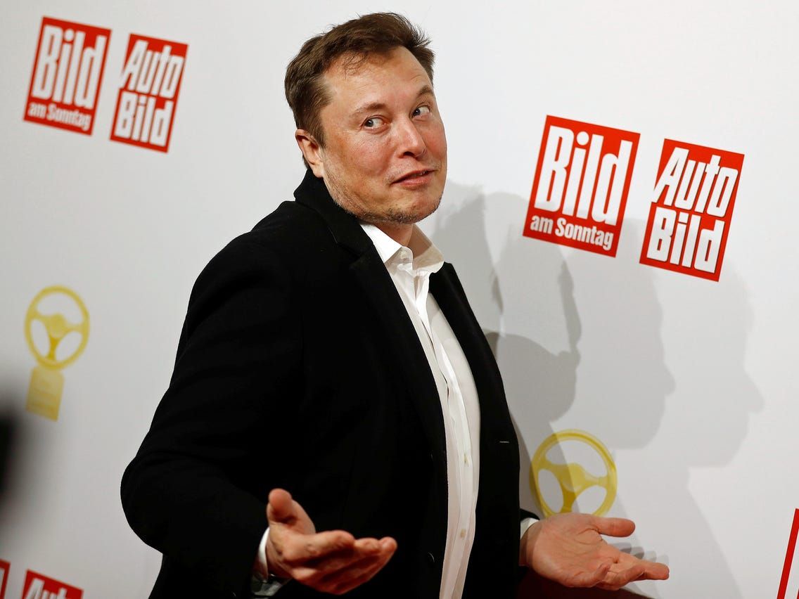 Американке достался старый номер Илона Маска — теперь ей поступают интересные звонки