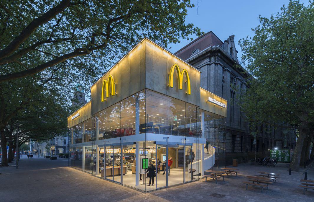 McDonald’s показал, как будет работать ресторан после карантина в Нидерландах