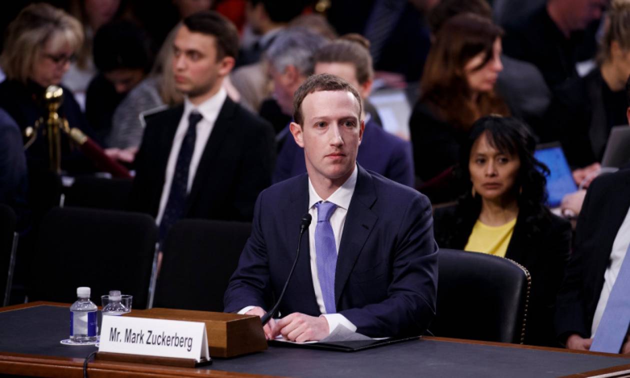 В американском Конгрессе обеспокоены из-за покупки компанией Facebook сервиса Giphy