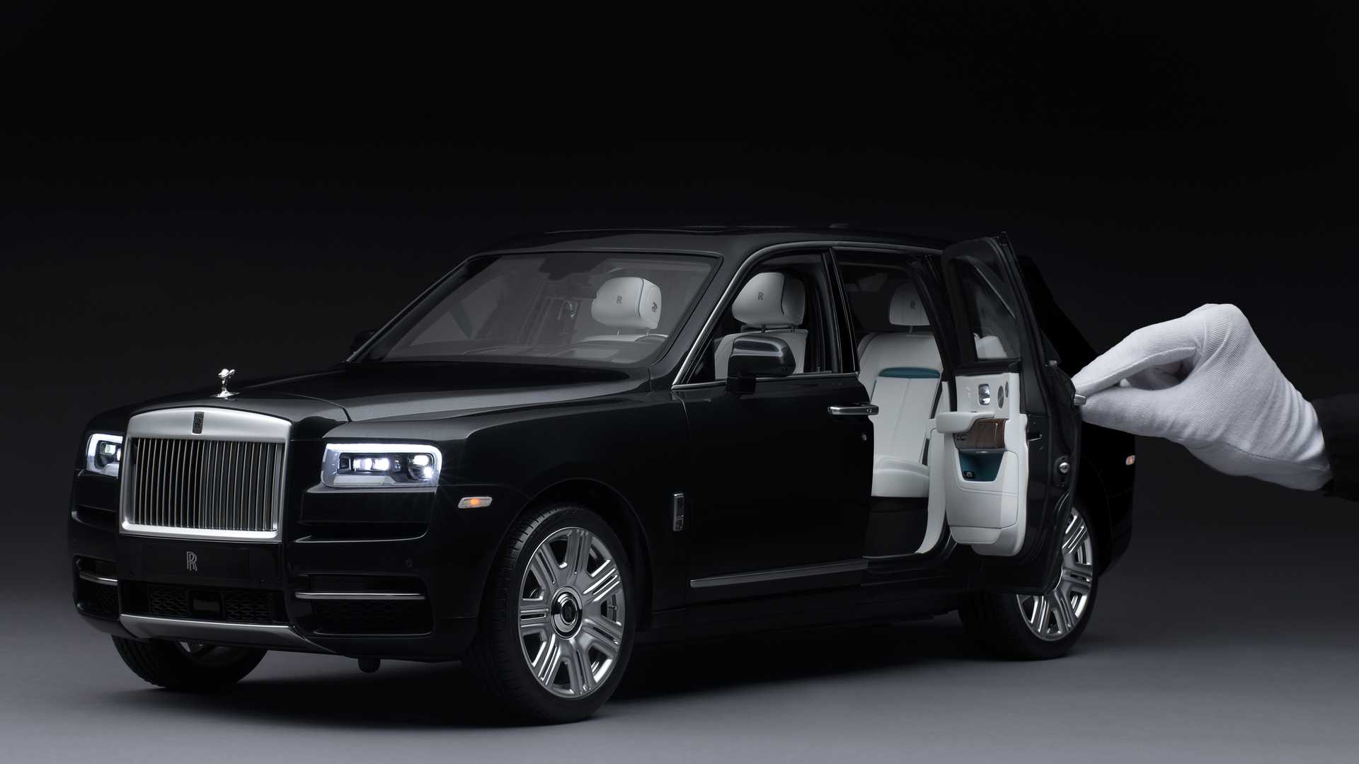 Rolls-Royce продаёт игрушечную машинку за миллион рублей