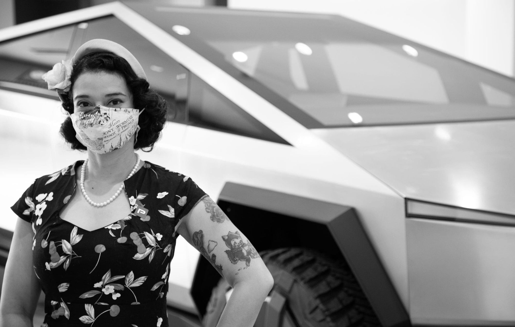 Tesla Cybertruck выставили в музее Петерсена
