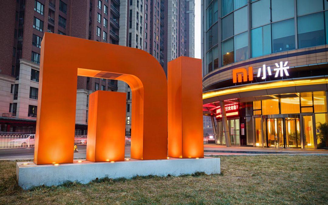 Xiaomi готовит недорогой смартфон с выдвижной селфи-камерой