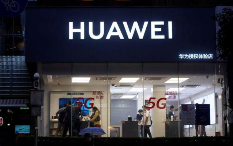 Великобритания откажется от участия Huawei в сфере 5G