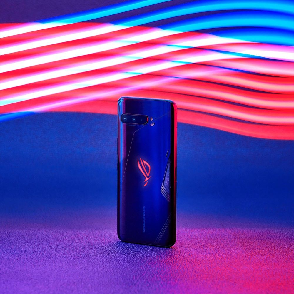 Asus выпустила смартфон с 160-Гц экраном