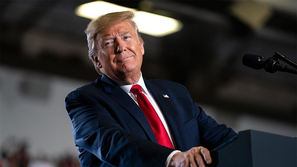 Дональд Трамп подписал указы о мерах против TikTok и WeChat