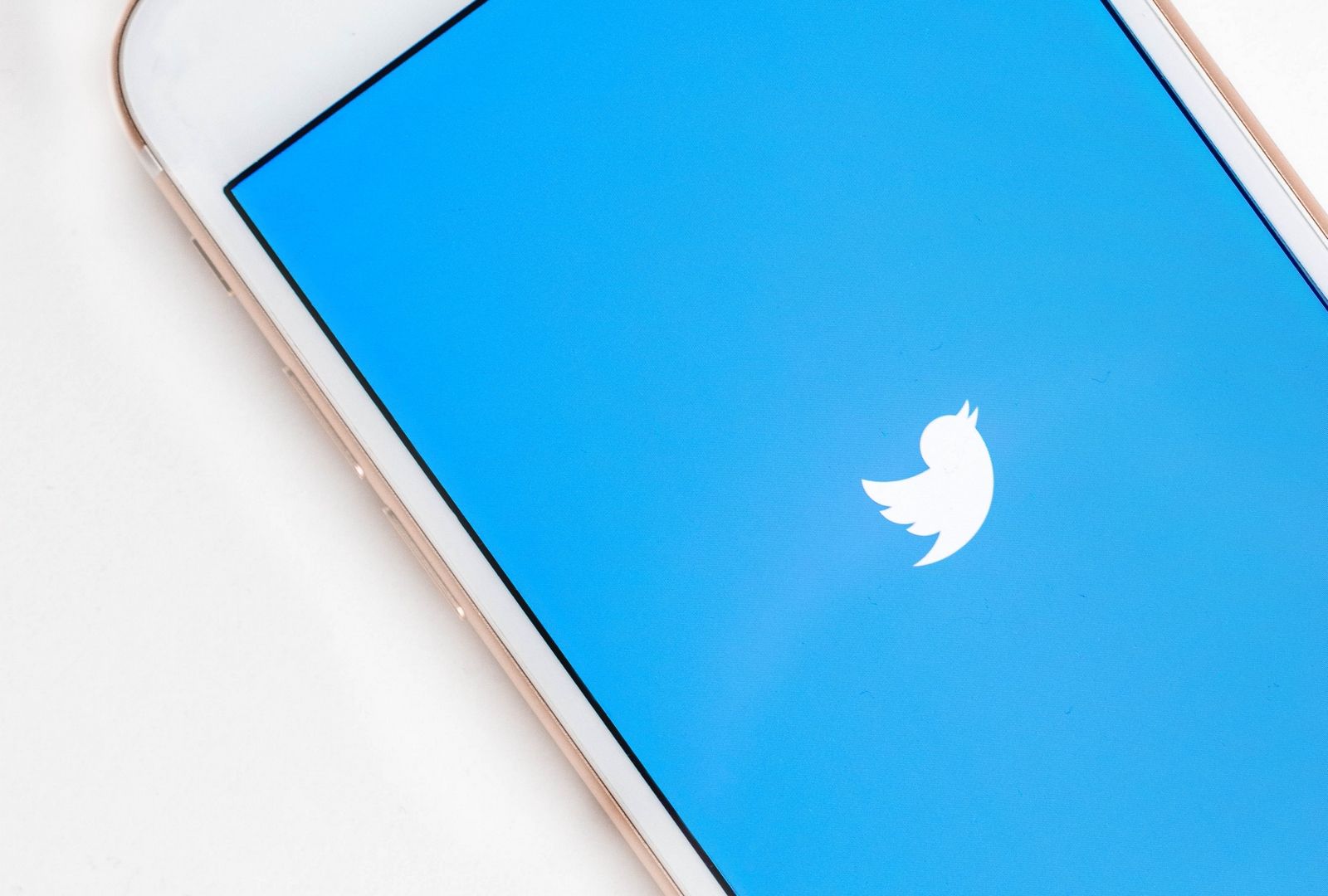 Twitter может получить штраф в размере до $250 млн за использование данных пользователей