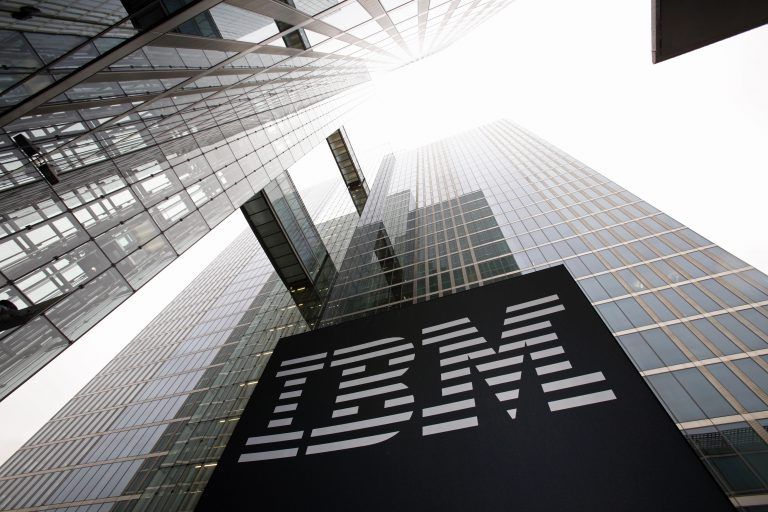 IBM и Microsoft больше не будут использовать некоторые оскорбительные термины